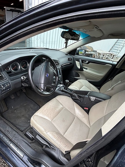 Volvo V70 D5 Classic, Stereo med BT 7 of 9