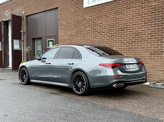 Mercedes-Benz S400 d 3 of 5