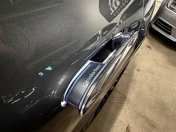 Mercedes-Benz S400 d 16 of 23