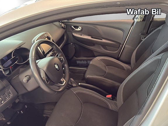 Renault Clio 8 of 14