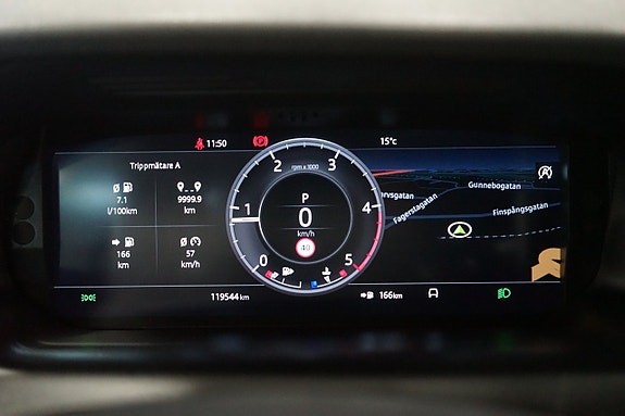 Land Rover Discovery Sport 21 of 28