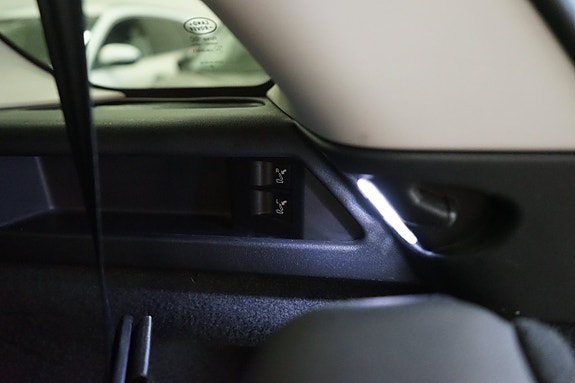 Land Rover Discovery Sport 23 of 28
