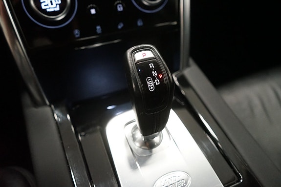 Land Rover Discovery Sport 27 of 28