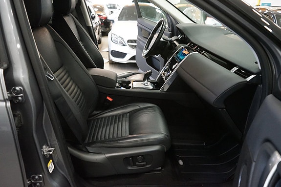 Land Rover Discovery Sport 16 of 28