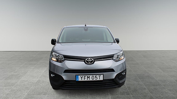 Toyota Proace City 3 of 5