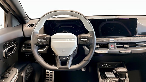 Kia K4 10 of 12