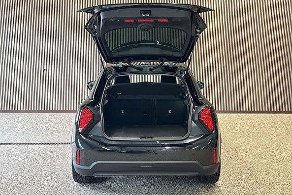 MINI Cooper S 9 of 11