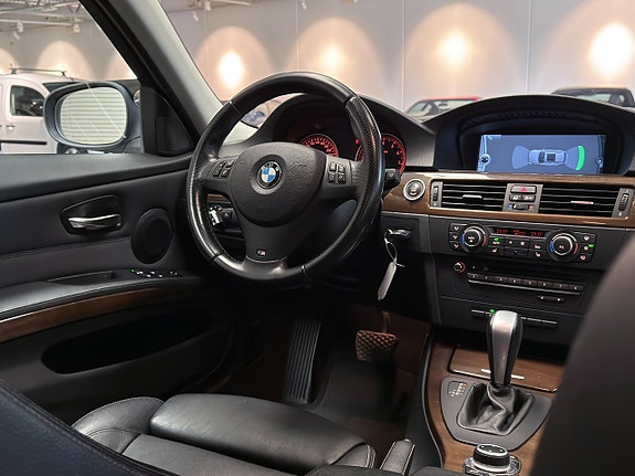 BMW 335i 17 of 19