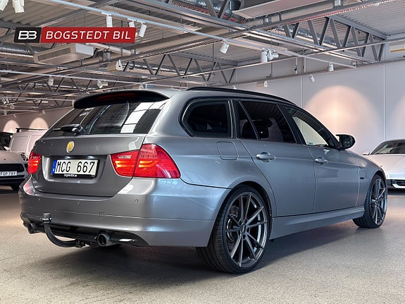 BMW 335i 7 of 19