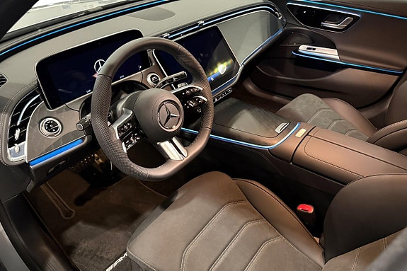 Mercedes-Benz E300 e 7 of 14