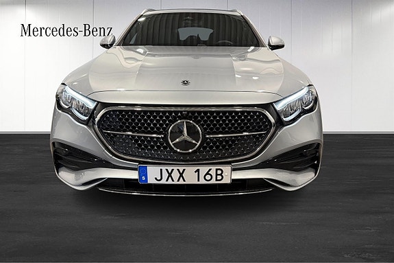 Mercedes-Benz E300 e 6 of 14