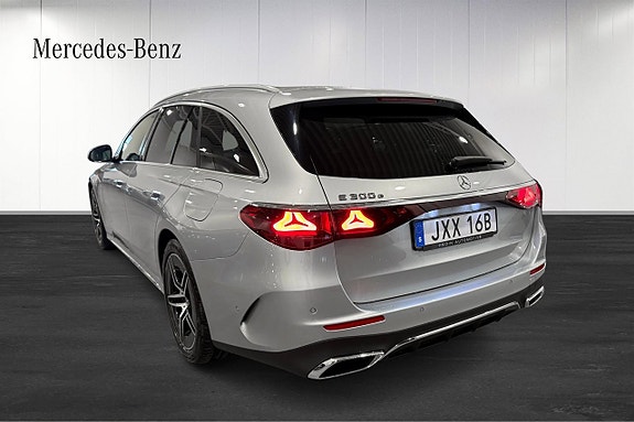 Mercedes-Benz E300 e 3 of 14