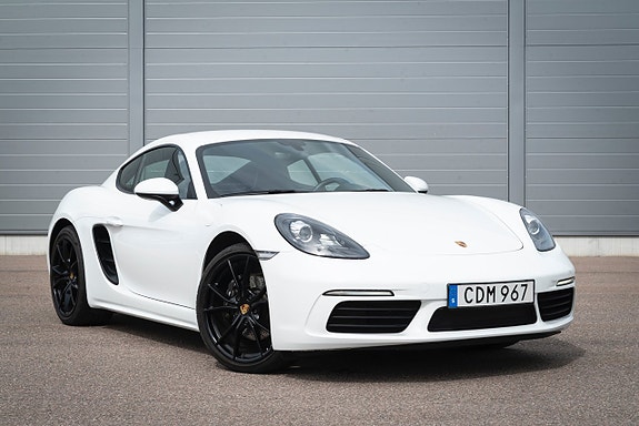 Porsche 718 Cayman 7 of 16