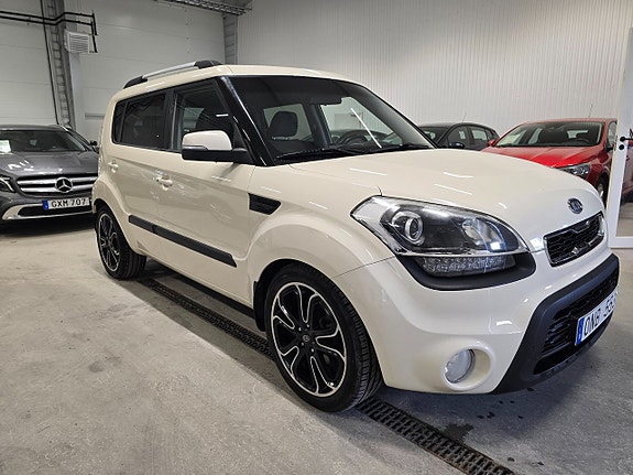 Kia Soul 2 of 5