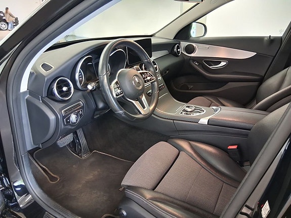 Mercedes-Benz C200 d 5 of 5