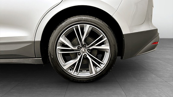 Skoda Enyaq 7 of 24