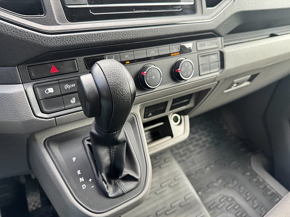 Volkswagen Crafter 35 12 of 19