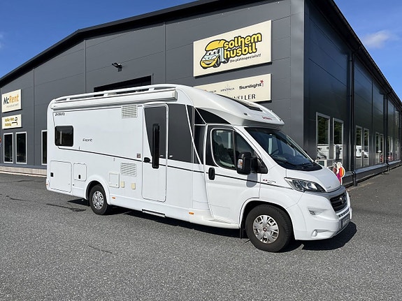 Dethleffs Esprit T 7150 långbäddar, 180 hk, automat, dubbla AC, ALDE