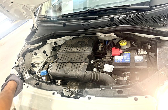 Fiat 500C 8 of 21