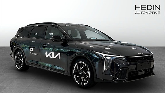 Kia K4 3 of 5