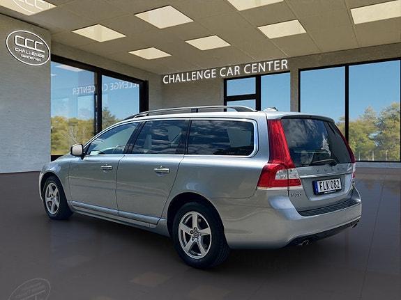 Volvo V70 5 of 18