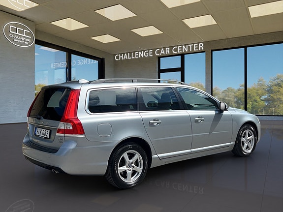 Volvo V70 6 of 18