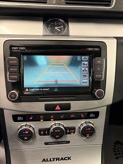 Volkswagen Passat Alltrack 5 of 5