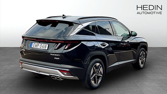 Hyundai Tucson 2 of 12