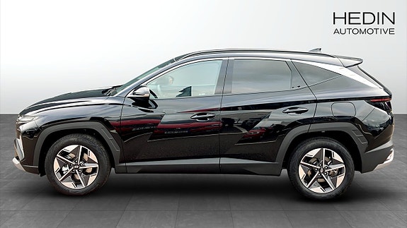 Hyundai Tucson 6 of 12