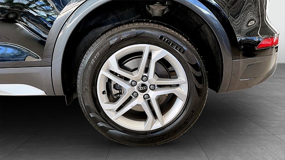 Audi Q5 6 of 15
