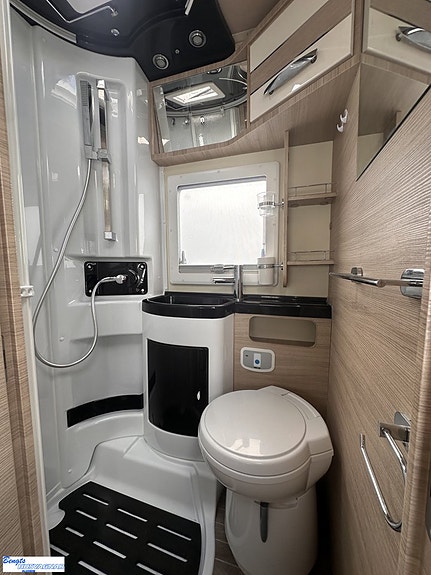 Mobilvetta K-YACHT 80 TEKNO LINE | SOFFA BAK | VÄLUTRUSTAD 21 of 21