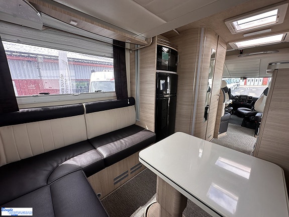 Mobilvetta K-YACHT 80 TEKNO LINE | SOFFA BAK | VÄLUTRUSTAD 17 of 21