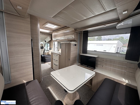 Mobilvetta K-YACHT 80 TEKNO LINE | SOFFA BAK | VÄLUTRUSTAD 16 of 21