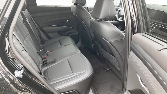 Hyundai Tucson 5 of 12