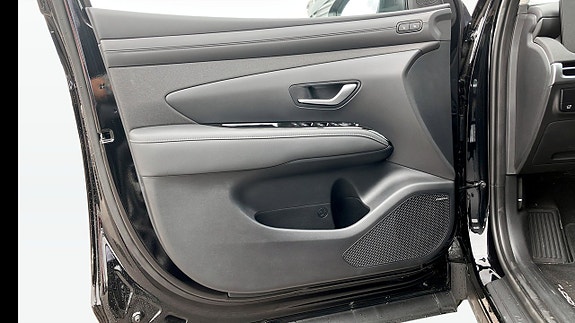 Hyundai Tucson 11 of 12