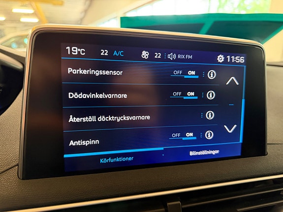 Peugeot 5008 21 of 24