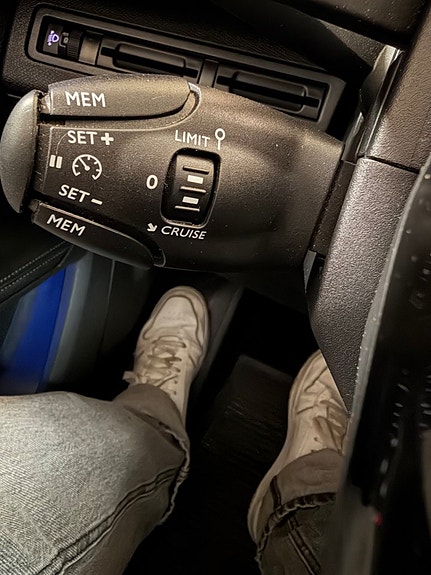Peugeot 5008 16 of 24