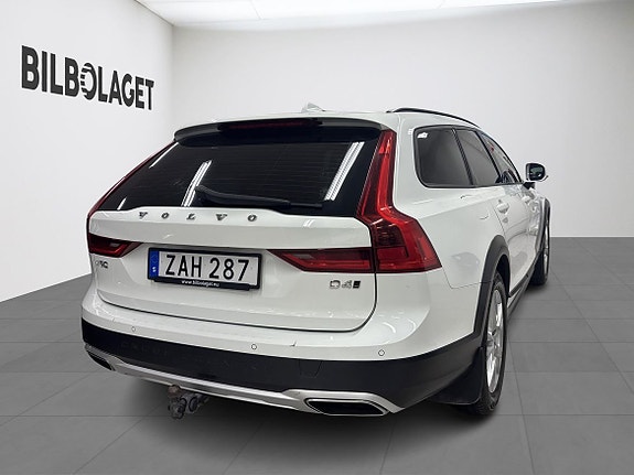 Volvo V90 Cross Country 4 of 5