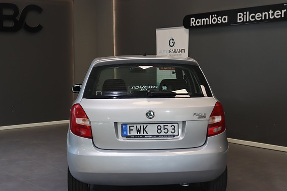 Skoda Fabia 10 of 13