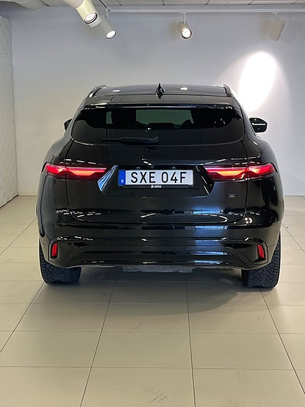 Jaguar F-PACE 7 of 8