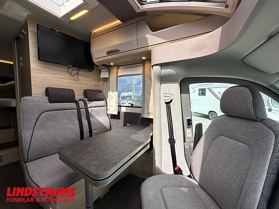 Knaus VAN TI PLUS 650 MEG 2WD 177hk Automat Långbäddar RÄNTA 4,95% 5 of 21