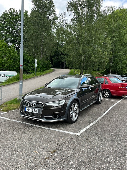 Audi A6 allroad 5 of 5