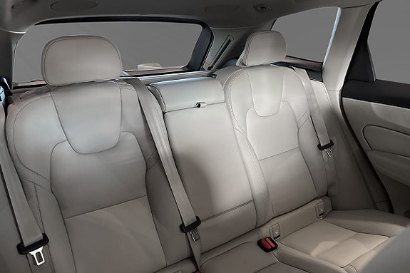 Volvo XC60 10 of 10