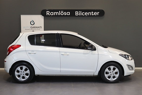 Hyundai i20 6 of 17
