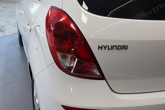 Hyundai i20 11 of 17