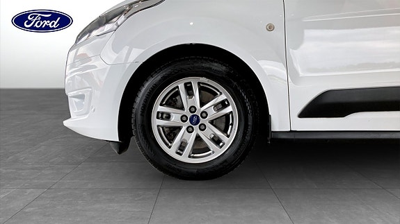 Ford Transit Connect 9 of 9