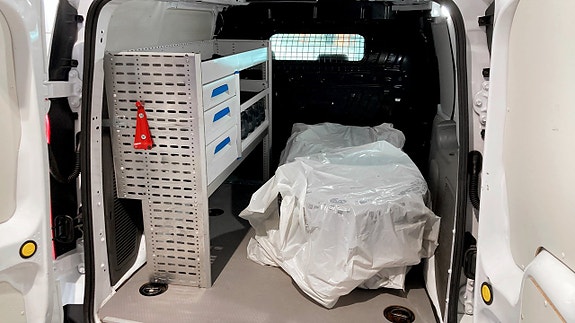 Ford Transit Connect 5 of 9