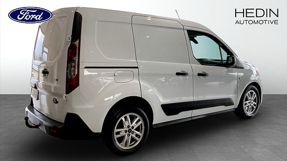 Ford Transit Connect 2 of 9