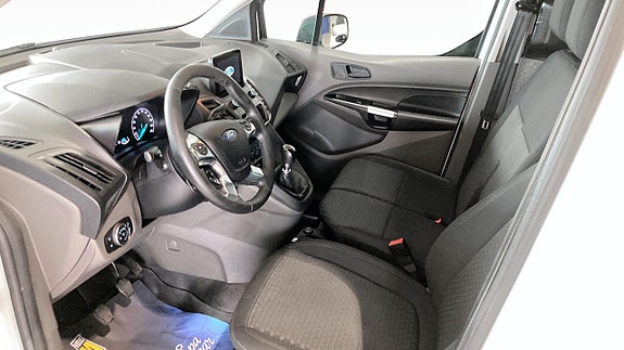 Ford Transit Connect 4 of 9
