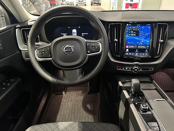 Volvo XC60 14 of 18